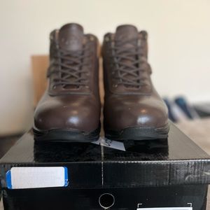 Mountain Gear Boots men’s size 13